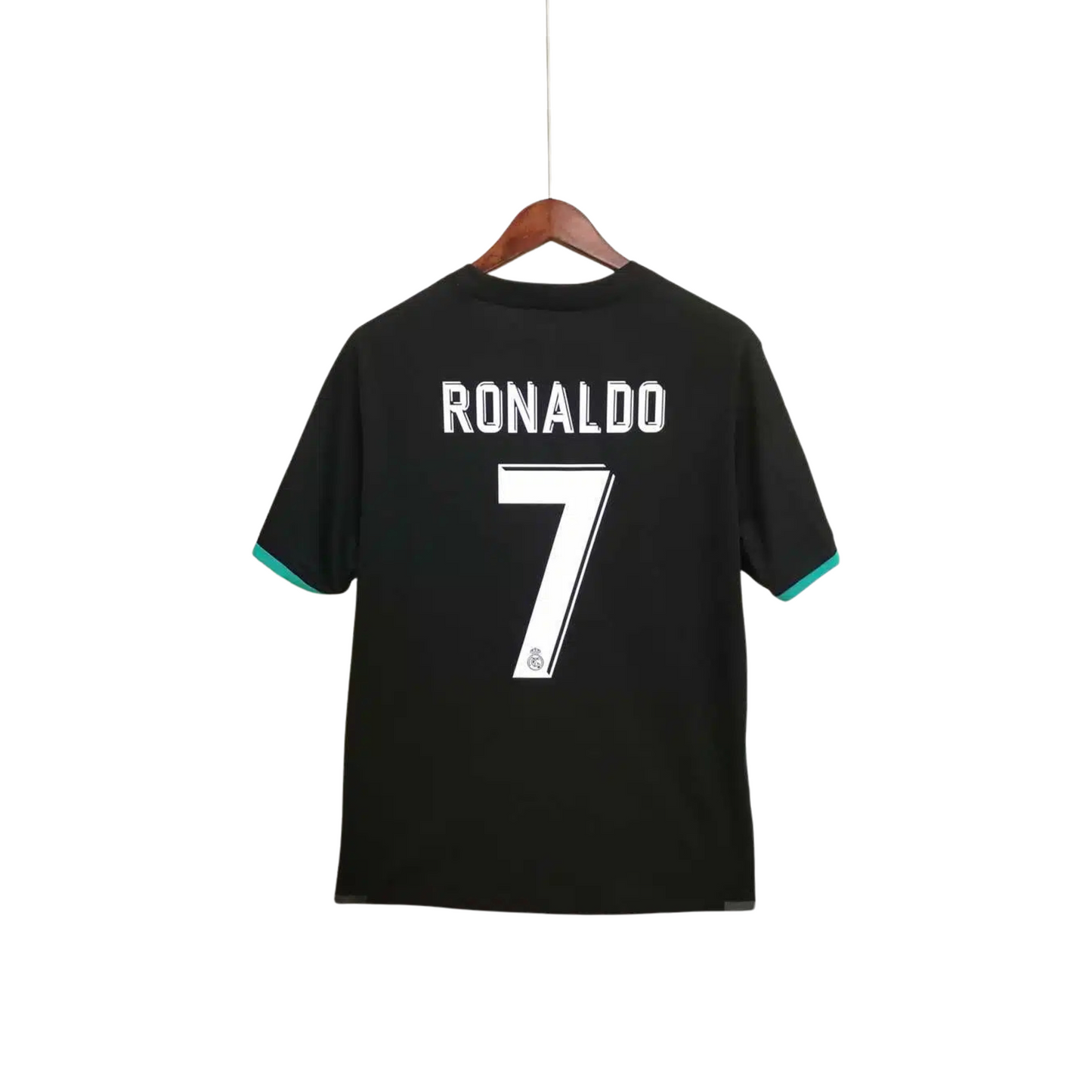 Real Madrid 2017-18 / 2da Equipación / Versión Fan